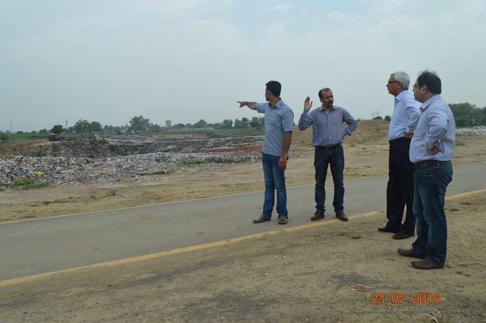 MD GWMC Dr. Atta-ul-Haq visisted landfill site