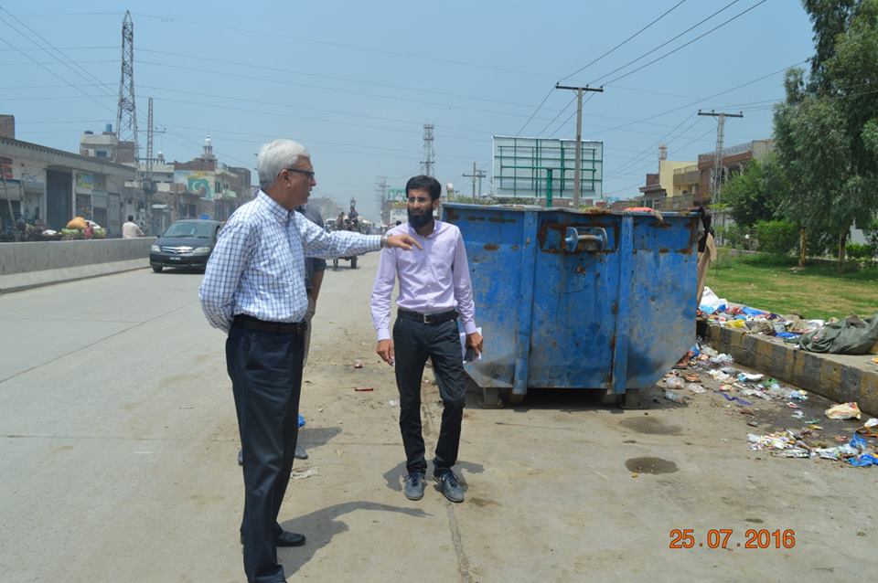 MD GWMC Dr. Atta-ul-Haq Visited Gondlanwala Road.