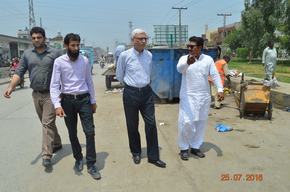 MD GWMC Dr. Atta-ul-Haq Visited Gondlanwala Road.