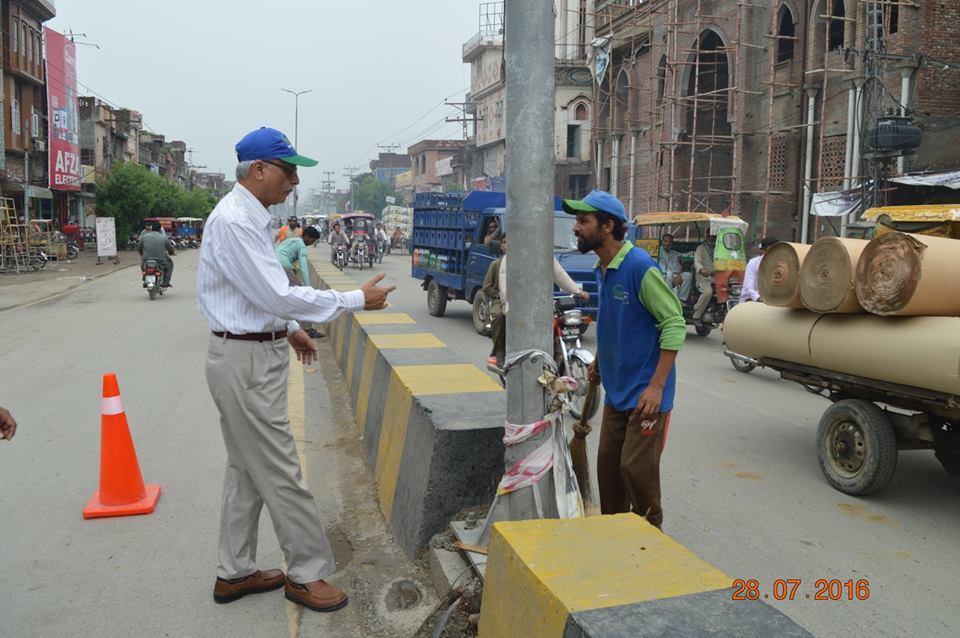 Visit of MD GWMC Dr. Atta-ul-Haq to monitor field operations after rain