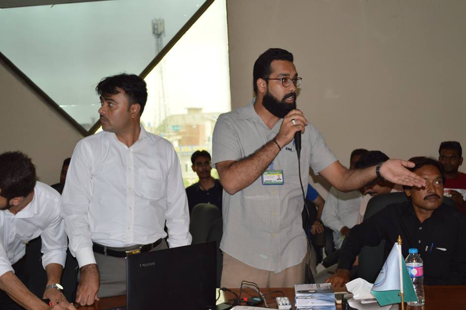 Presentation of IRIS system for employees at Gujranwala Business Centre
