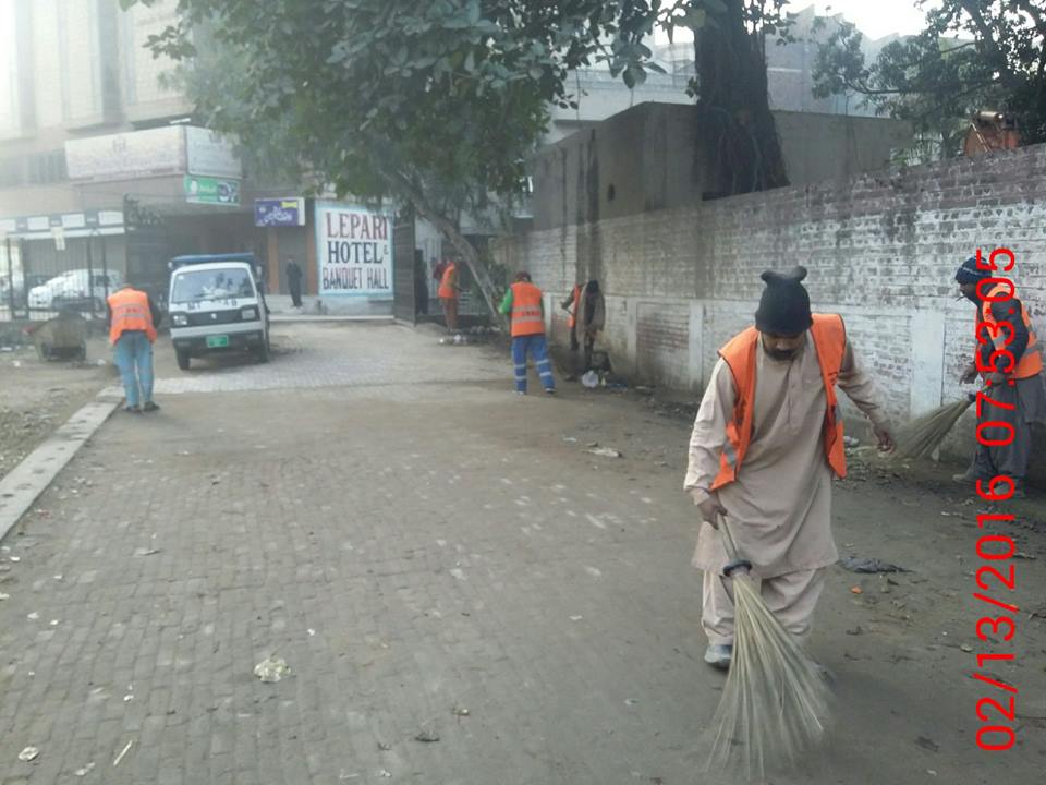 Cleaning Sheran Wala Bagh