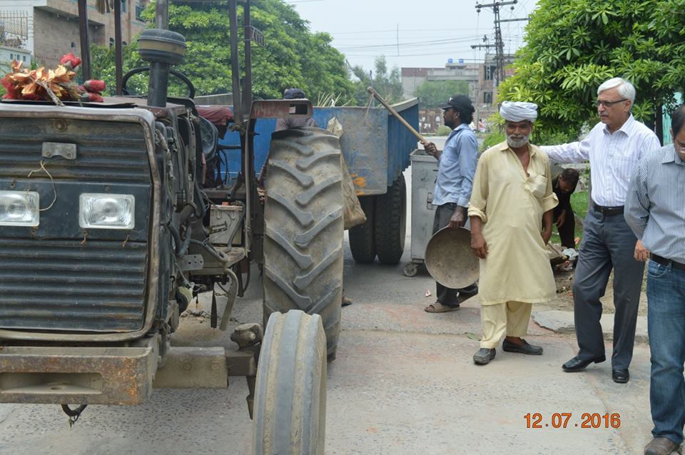 Dr. Atta visited various areas to check cleanliness