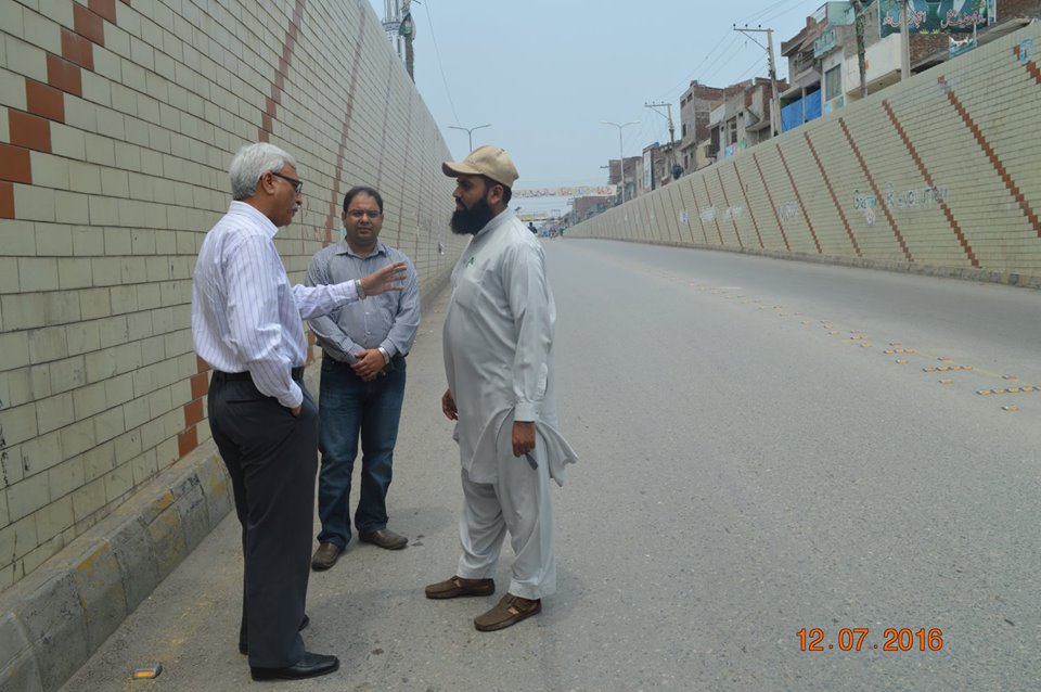 Dr. Atta visited various areas to check cleanliness